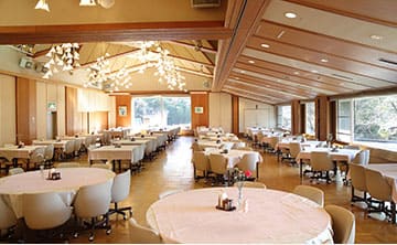 食事会場「ゆートピア」