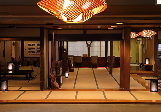 仁王像がやってきた経緯